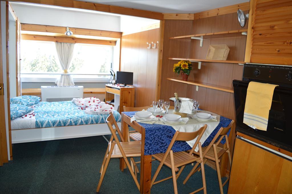 Residence Il Vigo Di Marilleva Luaran gambar