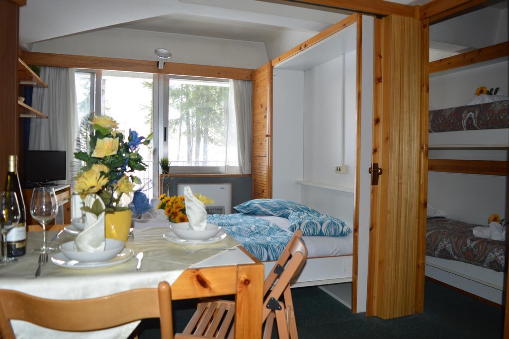 Residence Il Vigo Di Marilleva Luaran gambar