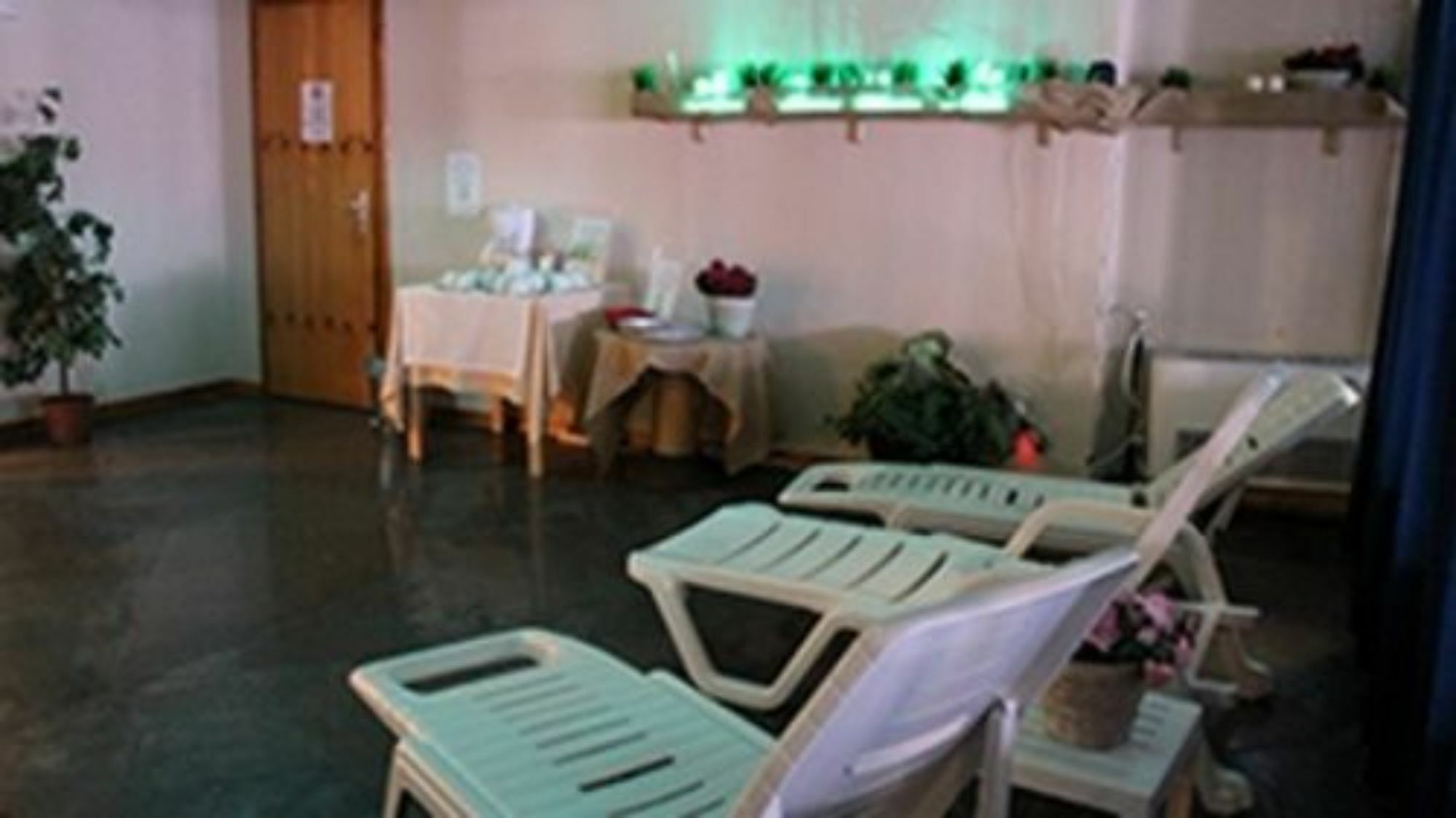 Residence Il Vigo Di Marilleva Luaran gambar
